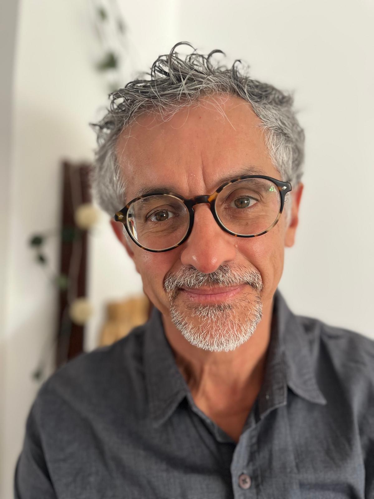 Retrato de Alan Minas